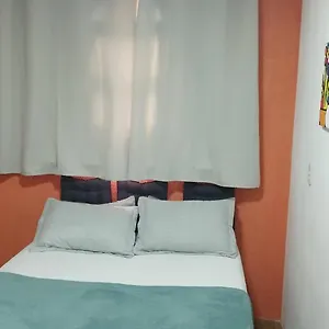 - Junior Casa de hóspedes